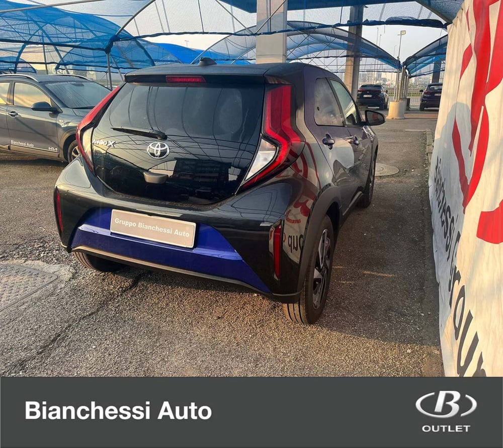 Toyota Aygo X nuova a Cremona (6)