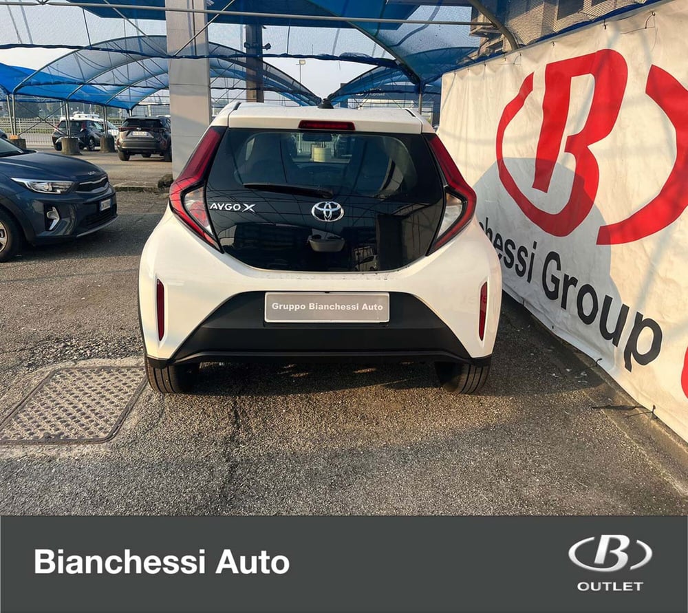 Toyota Aygo X nuova a Cremona (6)
