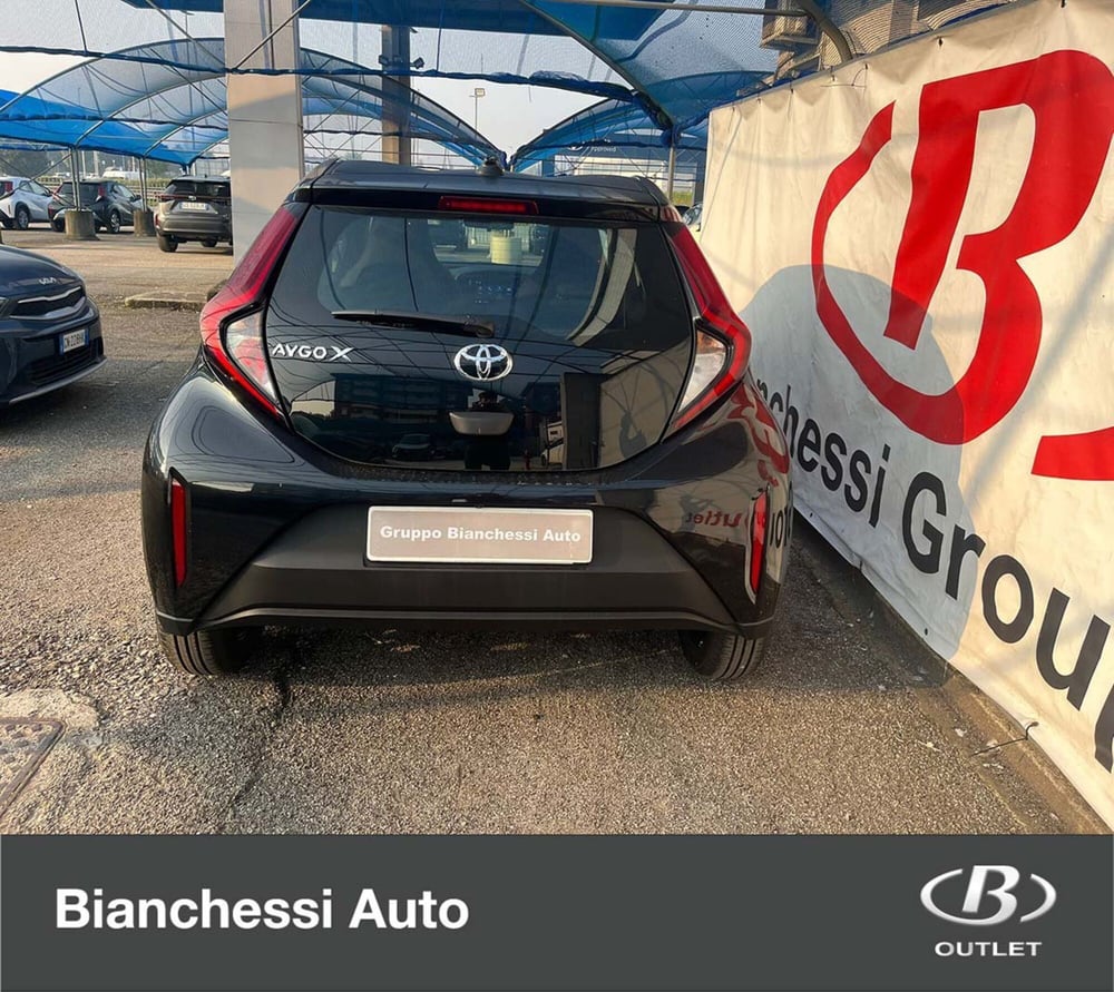 Toyota Aygo X nuova a Cremona (11)