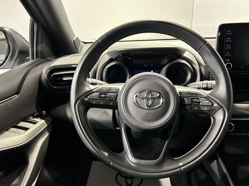 Toyota Yaris usata a Milano (10)