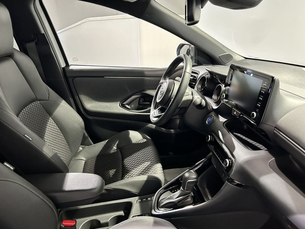 Toyota Yaris usata a Milano (7)