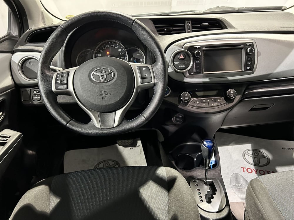 Toyota Yaris usata a Milano (10)