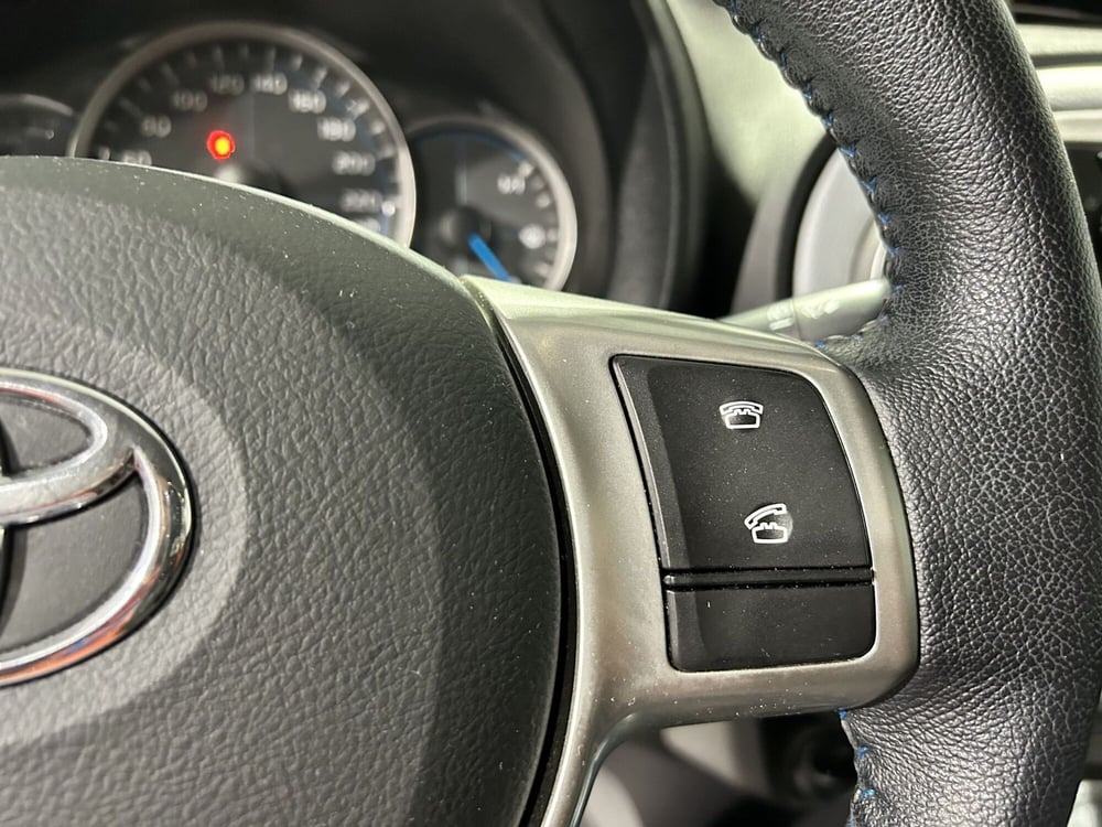 Toyota Yaris usata a Milano (17)