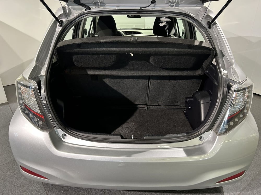 Toyota Yaris usata a Milano (6)