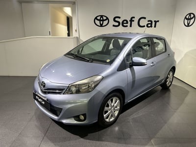 Toyota Yaris 1.3 3 porte Lounge del 2011 usata a Milano