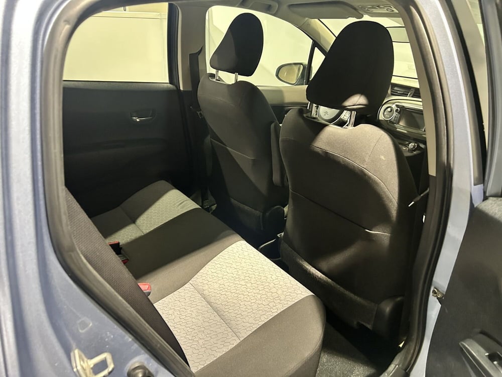 Toyota Yaris usata a Milano (14)