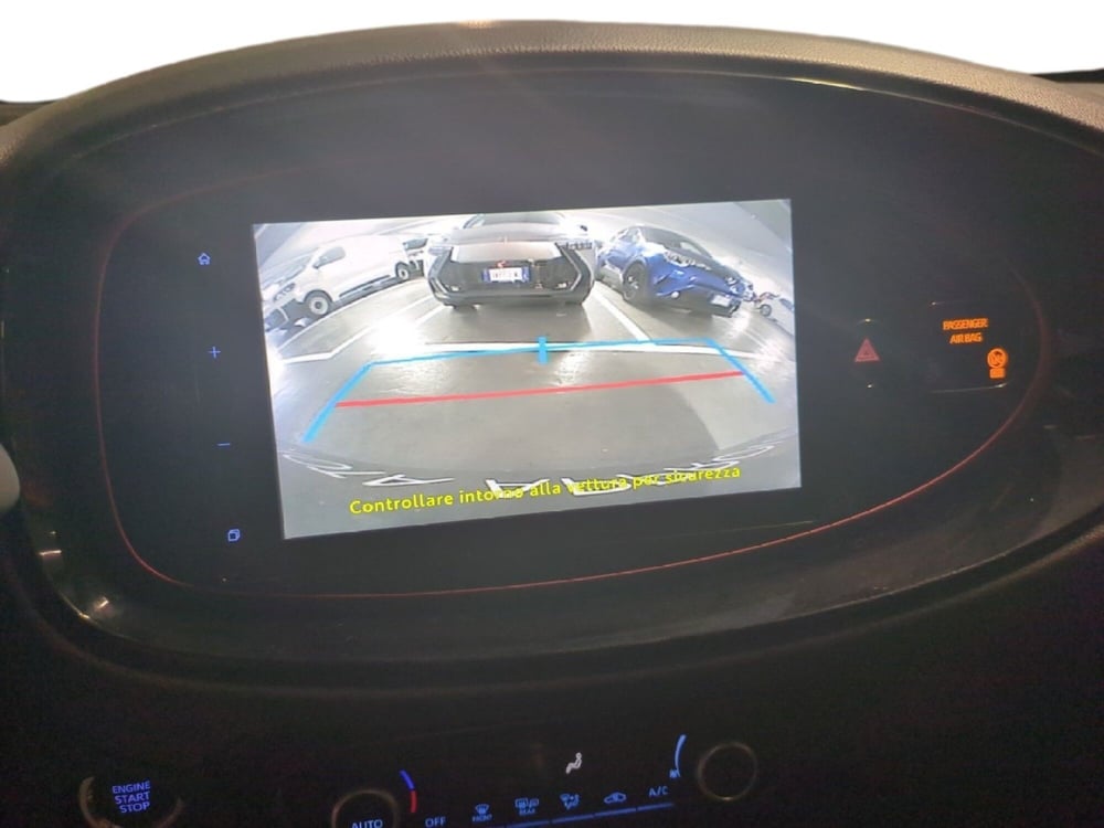 Toyota Aygo X usata a Milano (15)