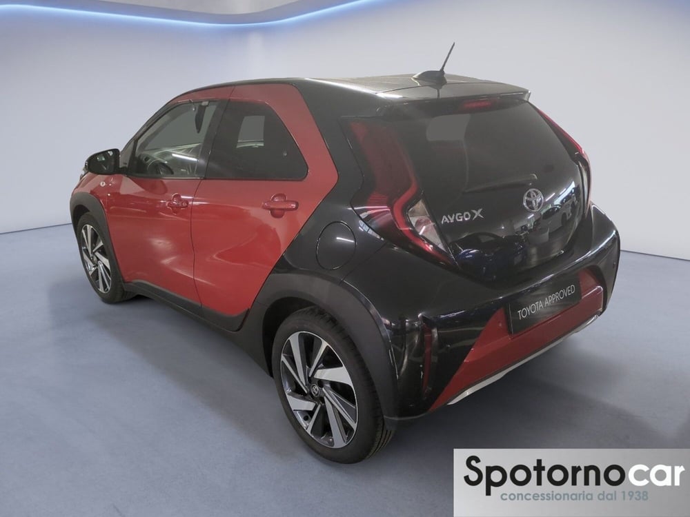 Toyota Aygo X usata a Milano (4)