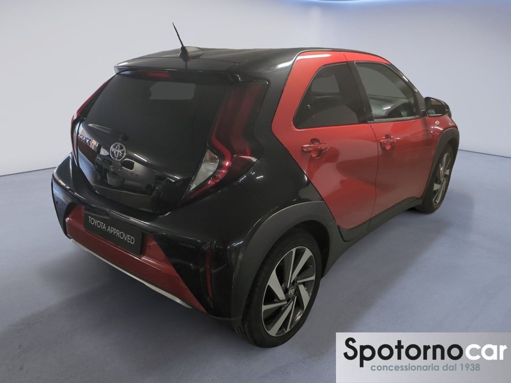 Toyota Aygo X usata a Milano (7)