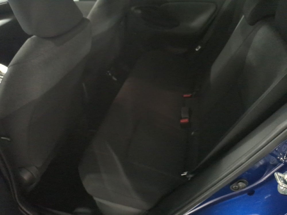 Toyota Yaris Cross usata a Milano (11)