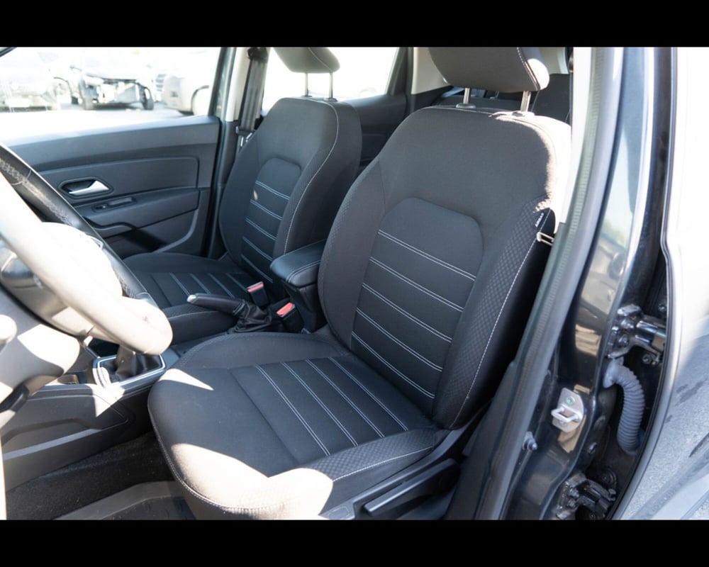 Dacia Duster usata a Venezia (11)