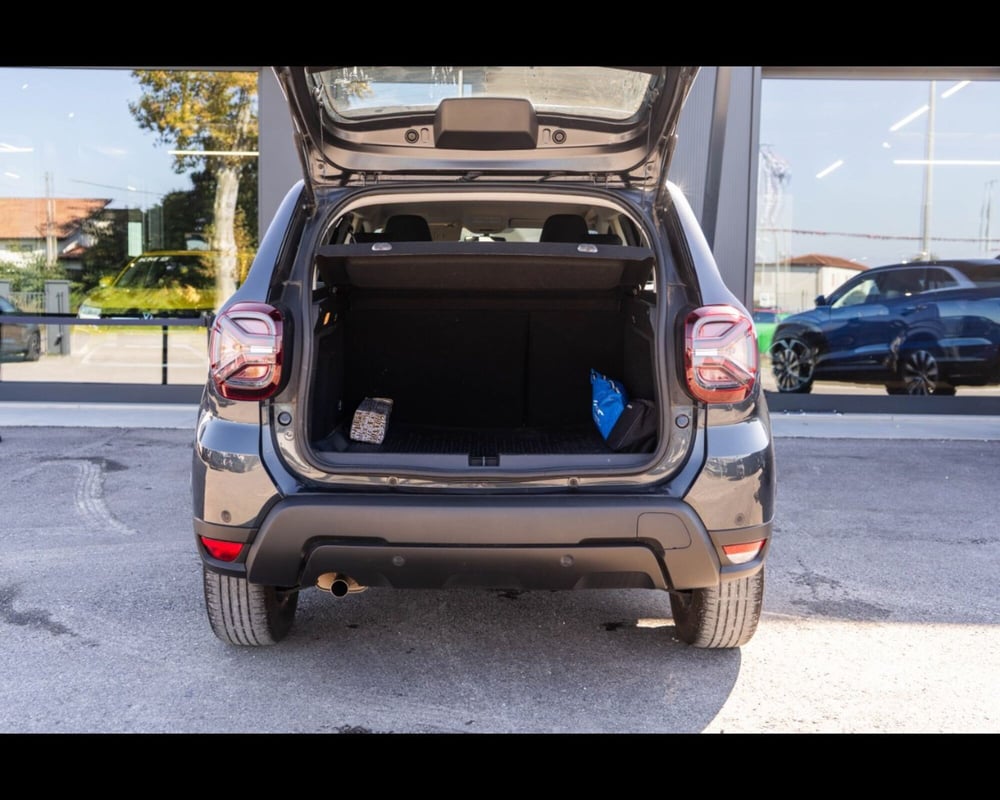 Dacia Duster usata a Venezia (16)