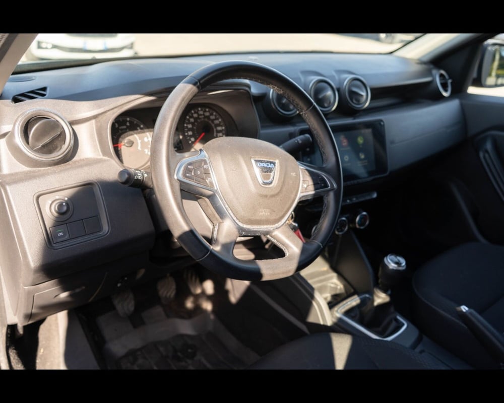 Dacia Duster usata a Venezia (19)