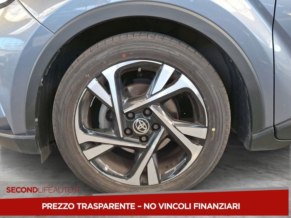 Toyota Toyota C-HR usata a Chieti (7)