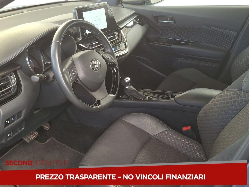 Toyota Toyota C-HR usata a Chieti (8)