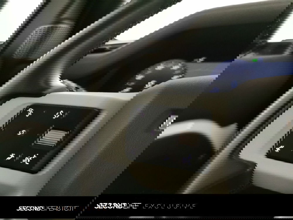 Land Rover Defender usata a Chieti (13)