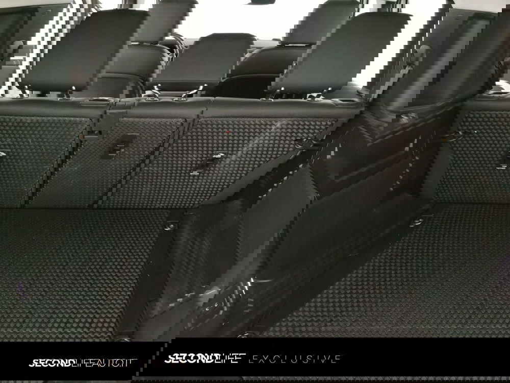 Land Rover Defender usata a Chieti (9)