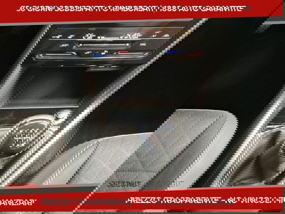 Volkswagen T-Cross usata a Roma (18)