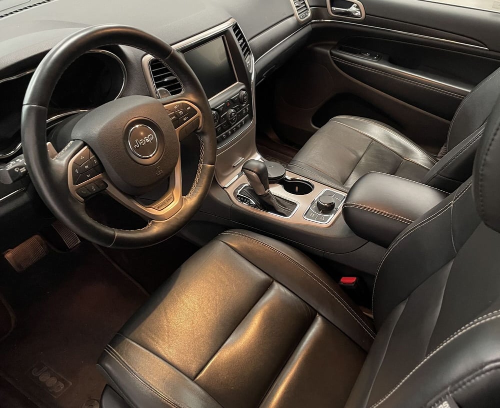 Jeep Grand Cherokee usata a Novara (6)