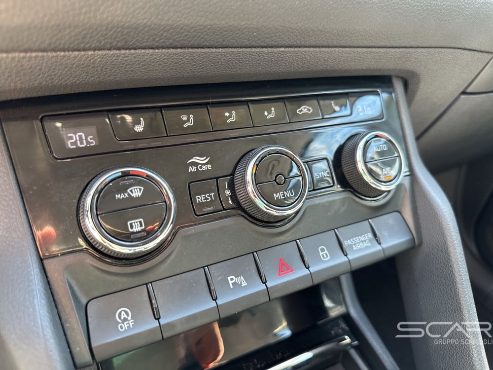 Skoda Kodiaq usata a Livorno (14)