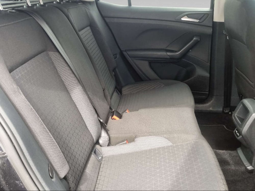 Volkswagen T-Cross usata a Livorno (11)