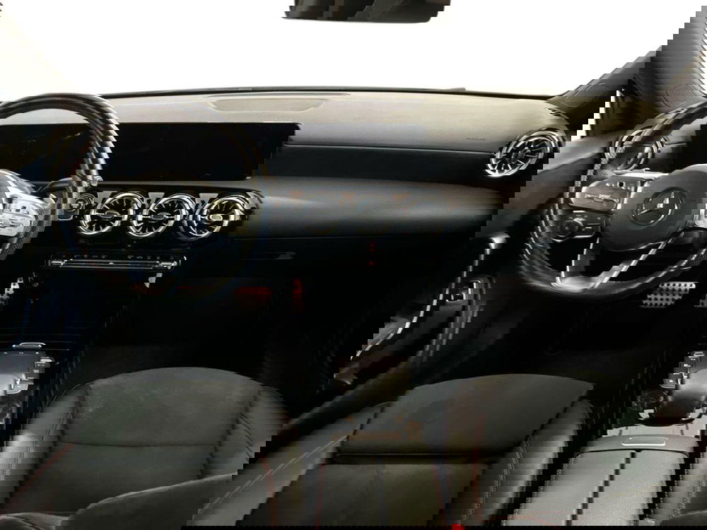 Mercedes-Benz Classe A usata a Bari (18)