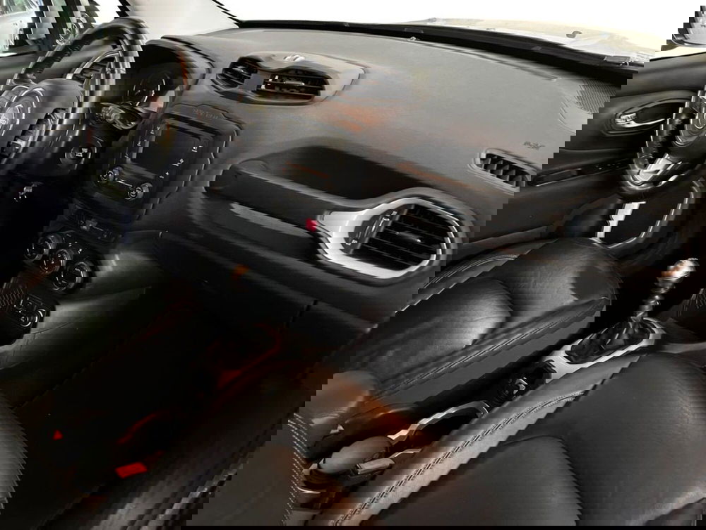 Jeep Renegade usata a Bari (19)