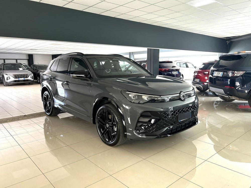 Volkswagen Tiguan usata a Ferrara (3)