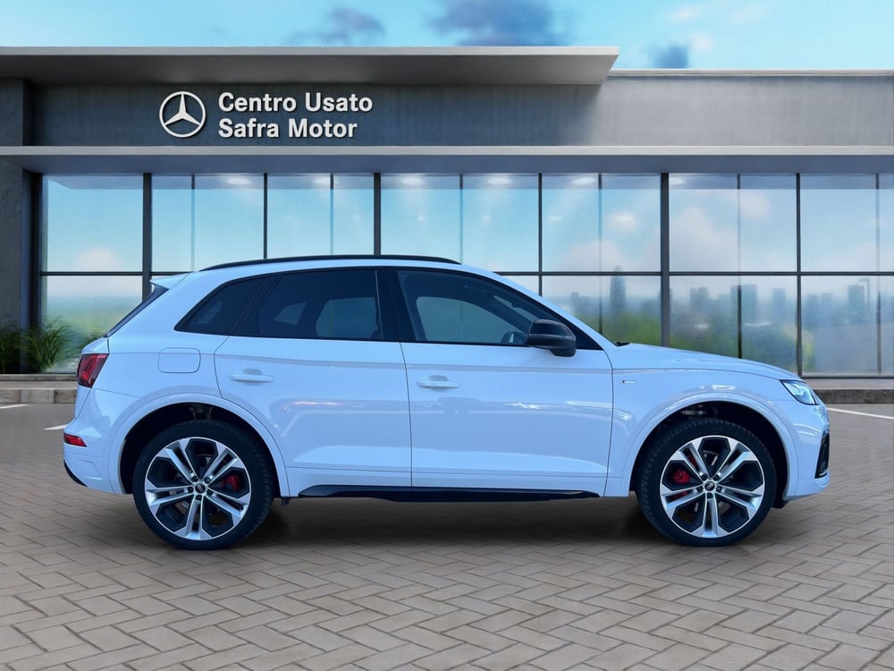 Audi Q5 Sportback usata a Cosenza (7)
