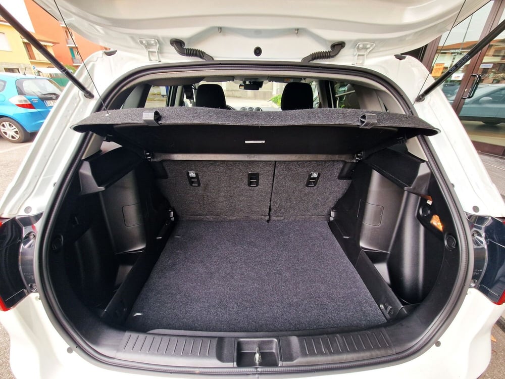 Suzuki Vitara usata a Milano (13)
