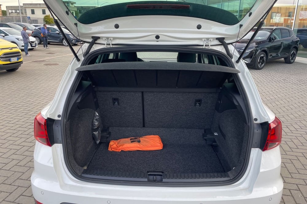 SEAT Arona usata a Siena (15)