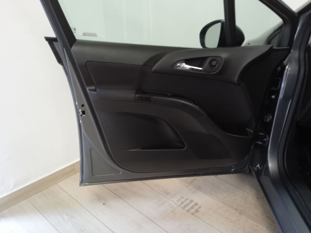 Opel Meriva usata a Torino (10)