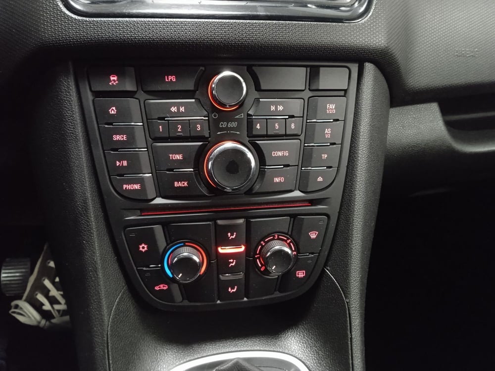 Opel Meriva usata a Torino (16)