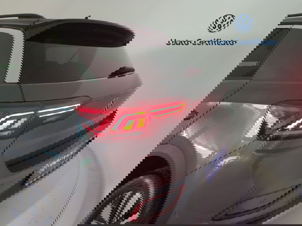 Volkswagen T-Roc nuova a Avellino (11)