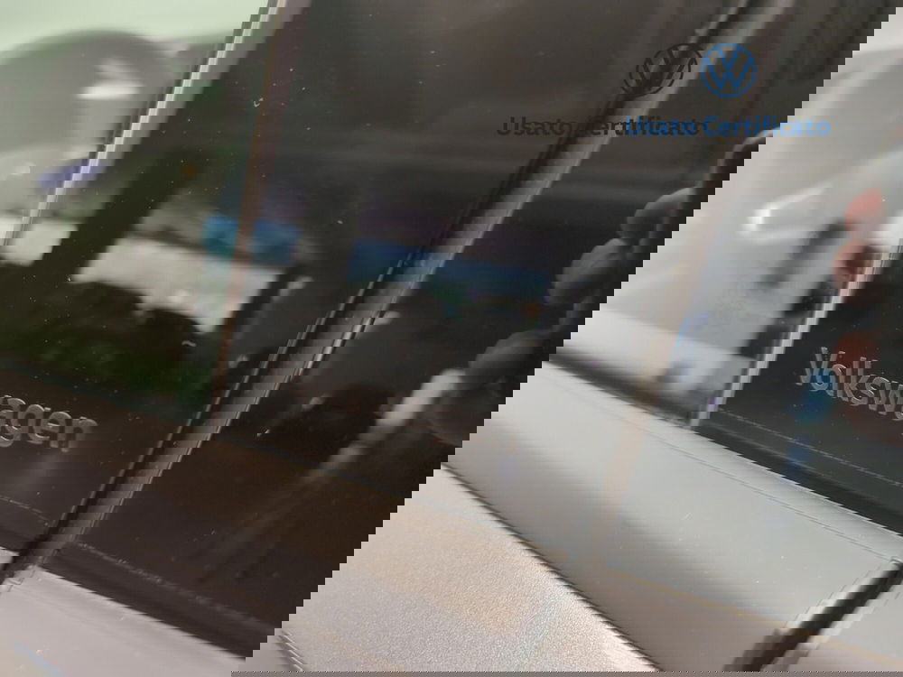 Volkswagen T-Roc nuova a Avellino (13)