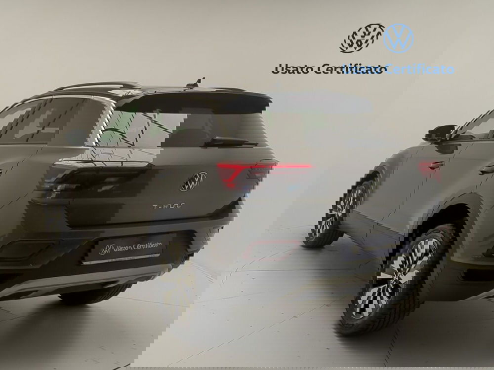 Volkswagen T-Roc nuova a Avellino (5)