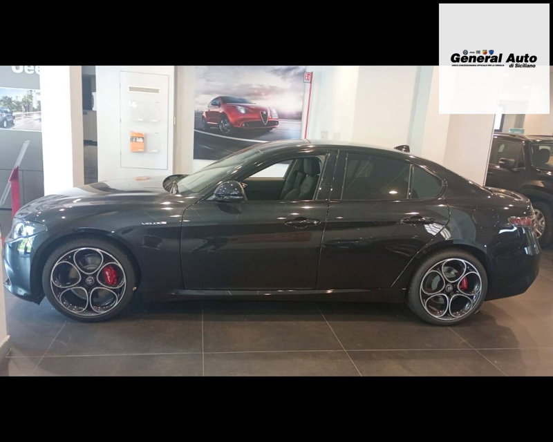 Alfa Romeo Giulia nuova a Lucca (3)