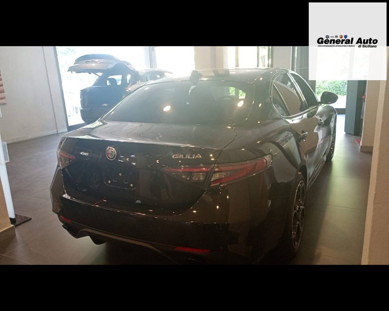 Alfa Romeo Giulia nuova a Lucca (6)
