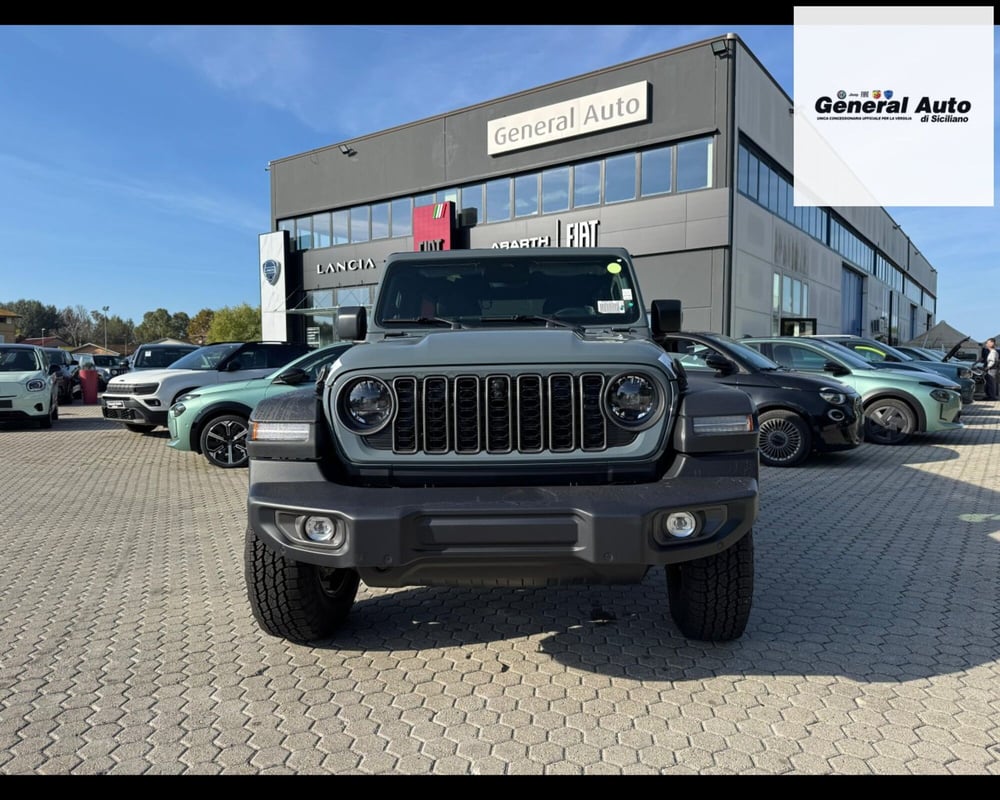 Jeep Wrangler Unlimited nuova a Lucca (2)