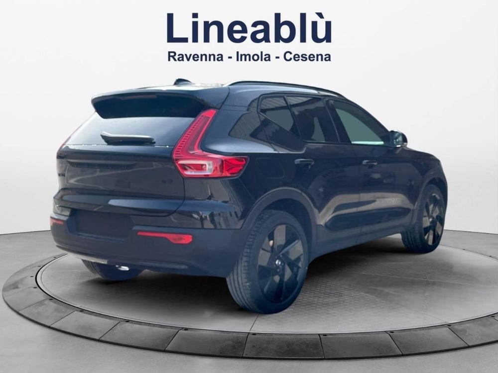 Volvo XC40 nuova a Bologna (5)