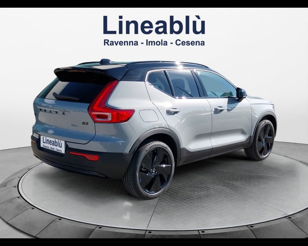 Volvo XC40 nuova a Bologna (5)