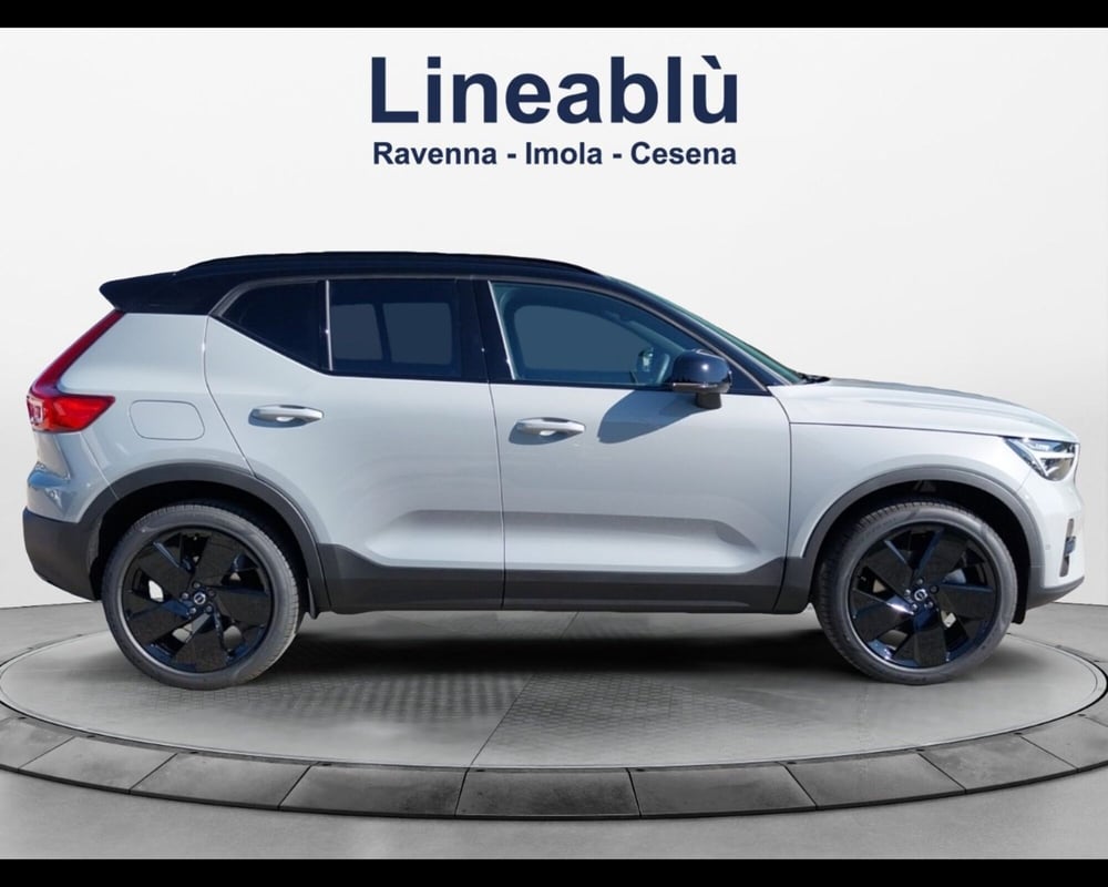 Volvo XC40 nuova a Bologna (6)