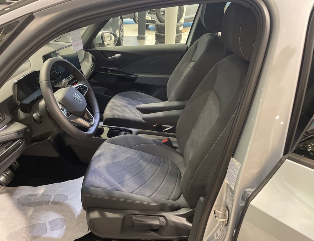 Volkswagen ID.3 nuova a Varese (10)
