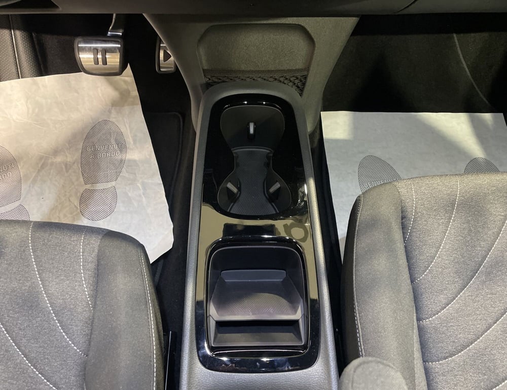 Volkswagen ID.3 nuova a Varese (13)