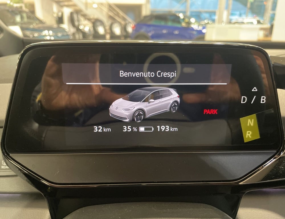 Volkswagen ID.3 nuova a Varese (15)