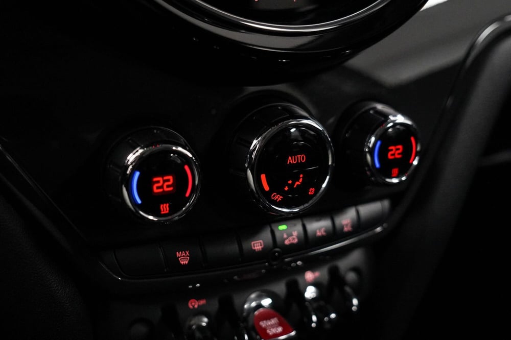 MINI Mini Countryman usata a Varese (17)