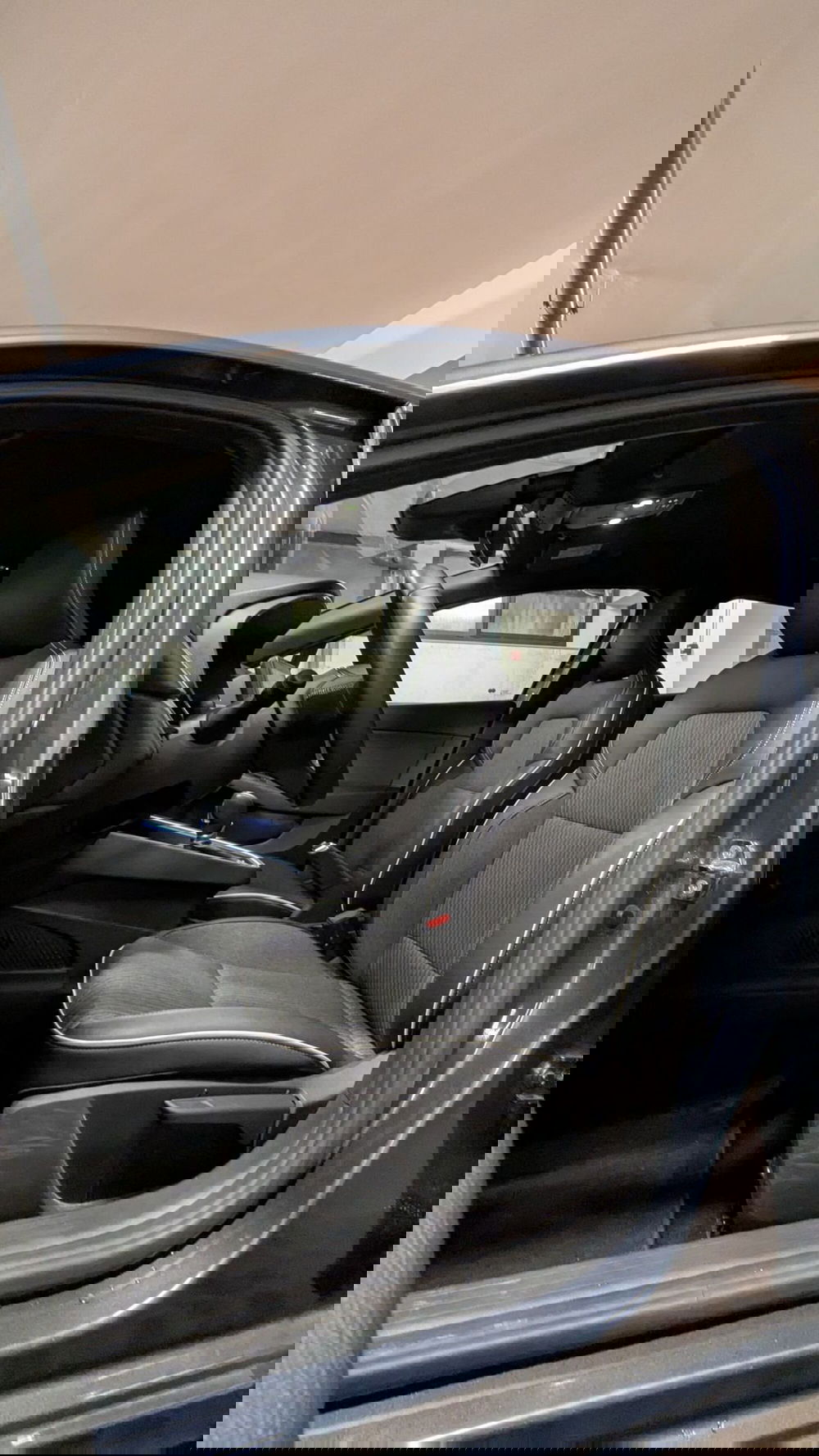 Renault Clio usata a Milano (14)