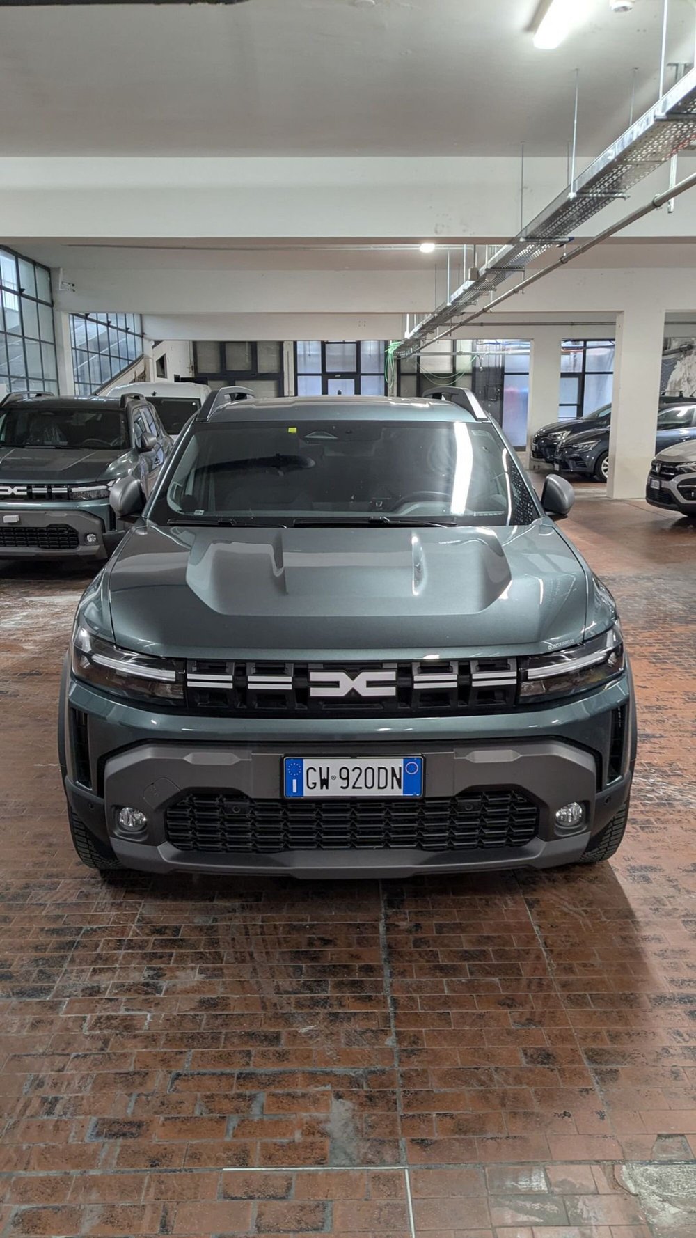 Dacia Duster usata a Milano (7)