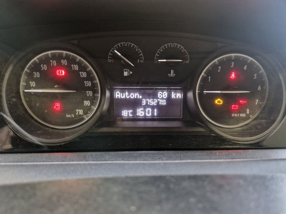 Lancia Ypsilon usata a Varese (10)