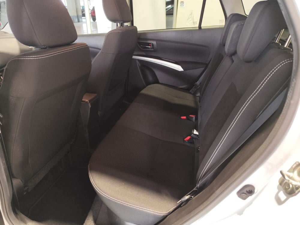 Suzuki S-Cross usata a Milano (15)